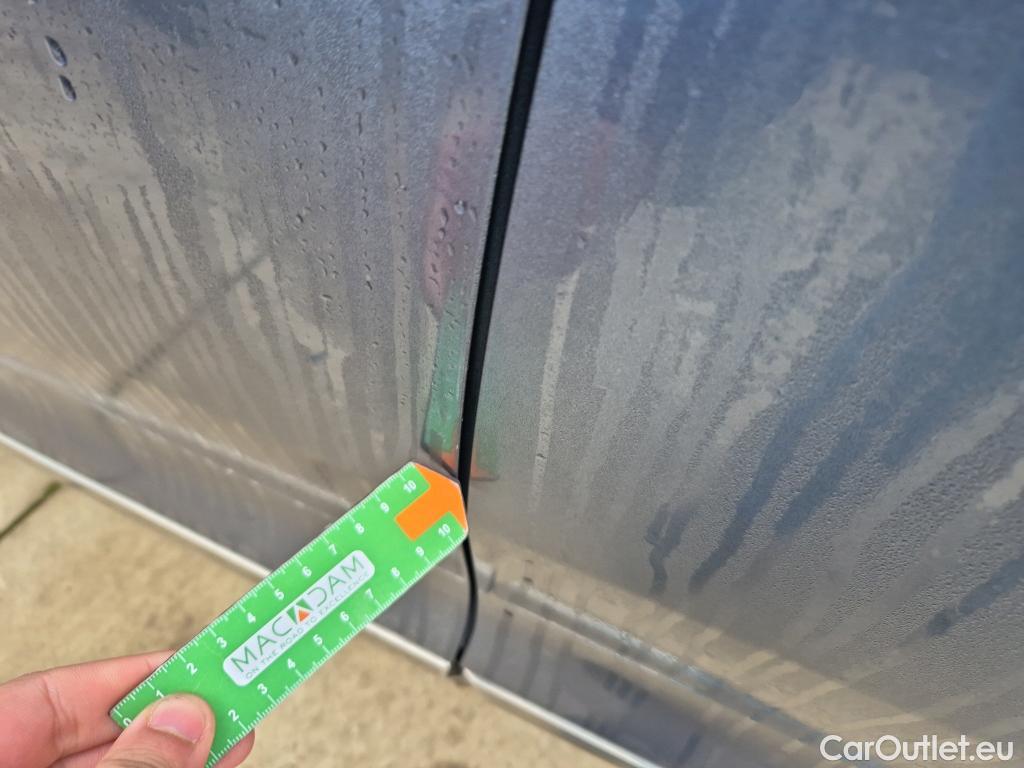  KIA  Niro KIA  / 2019 / 5P / crossover 1.6 GDi PHEV 104kW (141CV) Drive #6