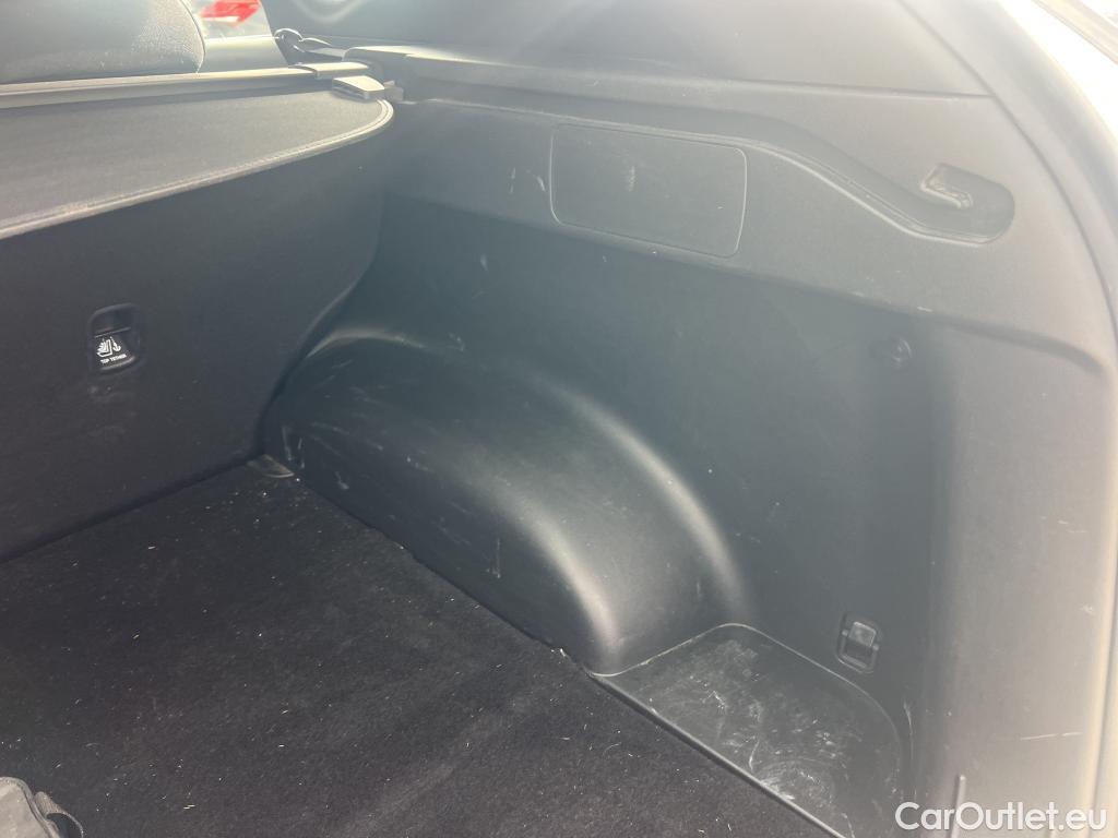  Hyundai  Tucson HYUNDAI  / 2020 / 5P / todoterreno 1.6 CRDI 85kW (115CV) Klass #13