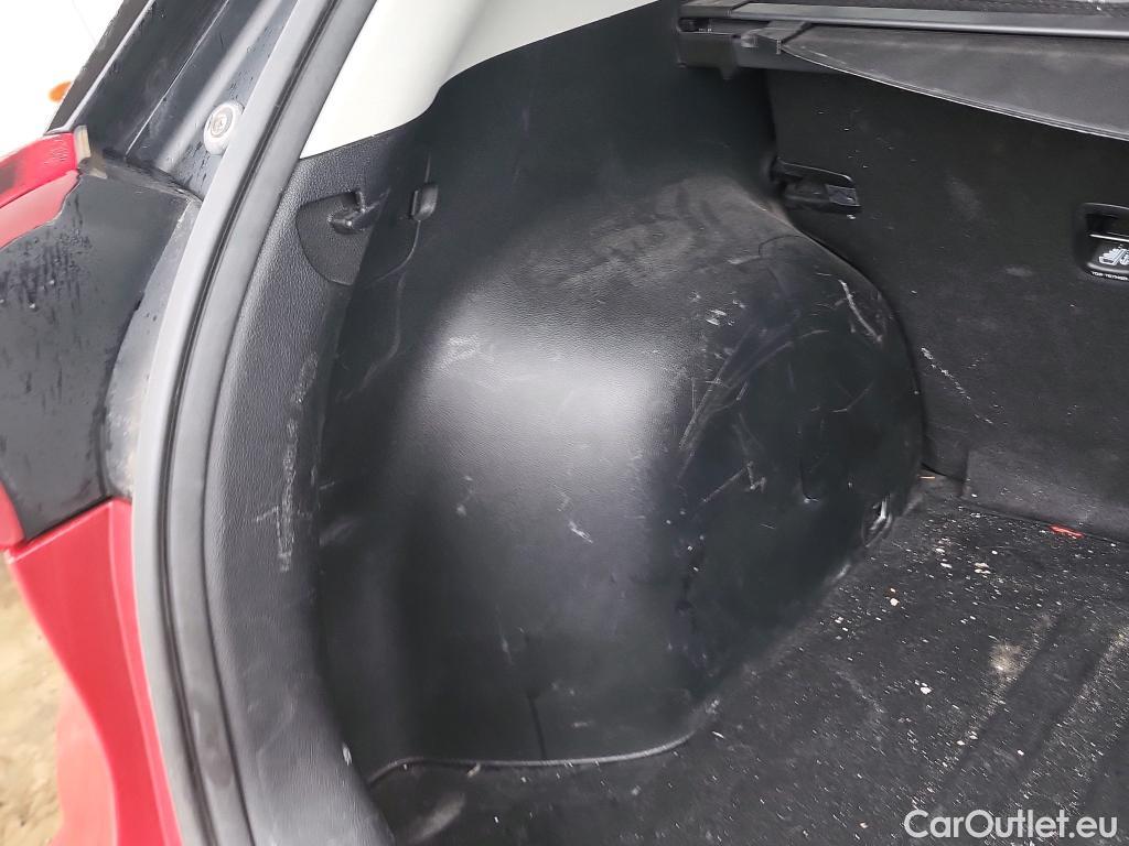  KIA  Niro KIA  / 2019 / 5P / crossover 1.6 GDi HEV 104kW (141CV) Drive #1