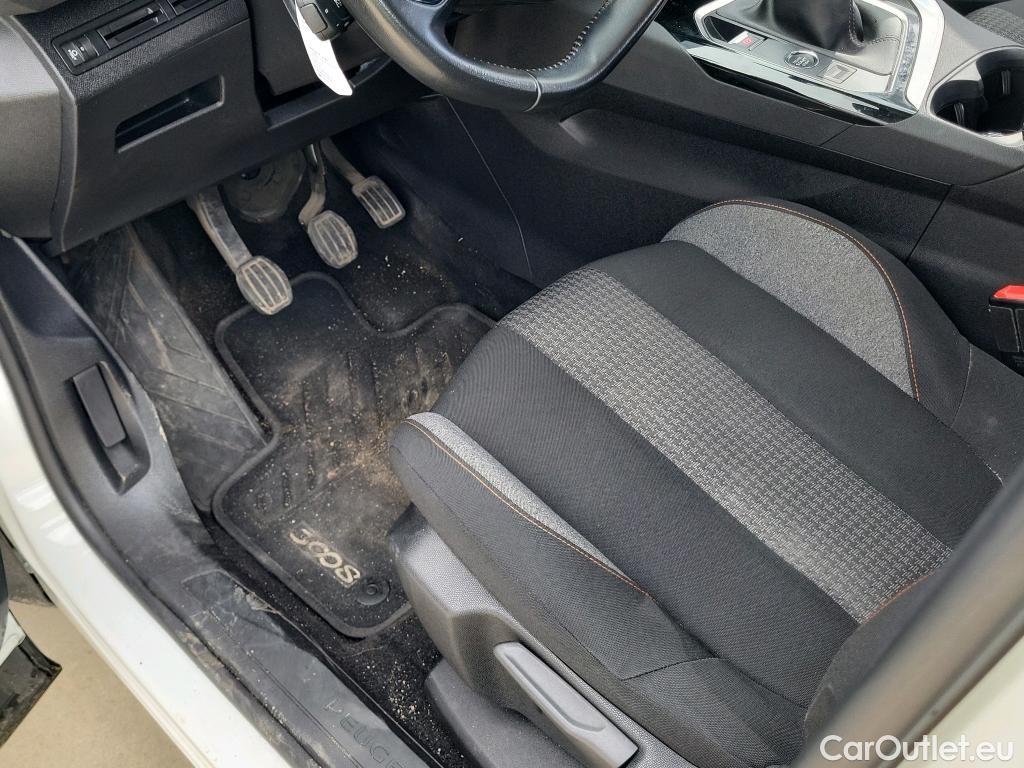  Peugeot  3008 PEUGEOT  / 2020 / 5P / todoterreno 1.5 BlueHDi 96kW (130CV) S&S Active Pack #18