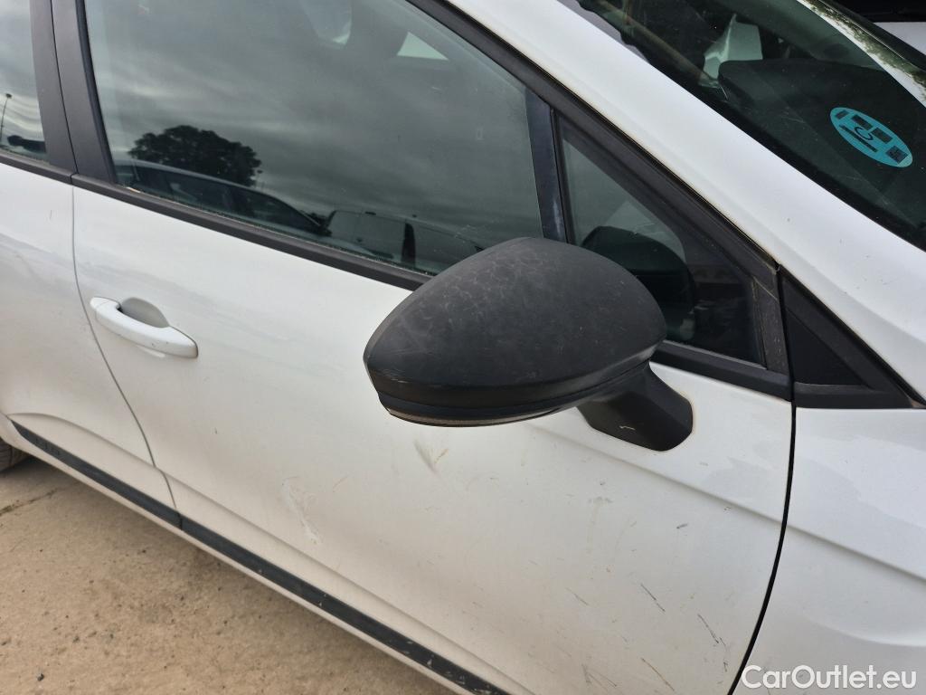  Renault  Clio RENAULT  / 2019 / 5P / berlina con portón Business TCe 67 kW (90CV) #29