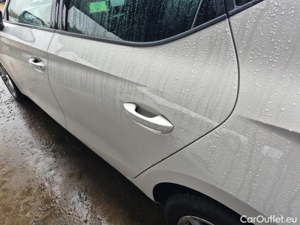  Land Rover  Discovery SEAT Nuevo León / 2020 / 5P / berlina con portón 2.0 TDI 85kW S&S Style Go (AC3) #5