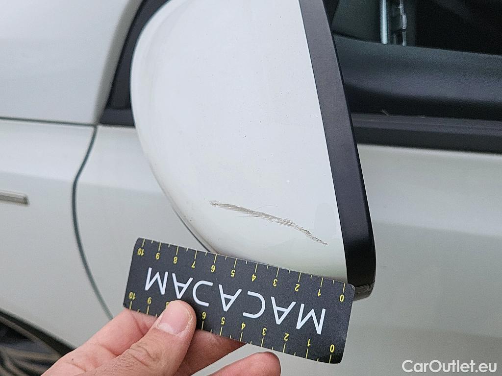  Peugeot  308 PEUGEOT  / 2017 / 5P / berlina con portón 5p Style BlueHDi 130 S&S #26