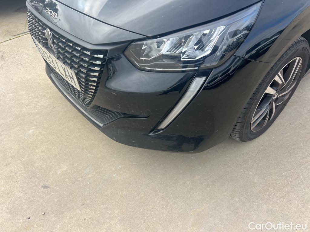  Peugeot  208 PEUGEOT  / 2019 / 5P / berlina con portón BlueHDi 73kW (100CV) Allure Pack #24