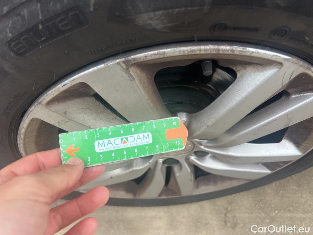  Peugeot  308 PEUGEOT  5p 2G berlina con portón 5p Active 1.6 BlueHDi 73KW (100CV) #19