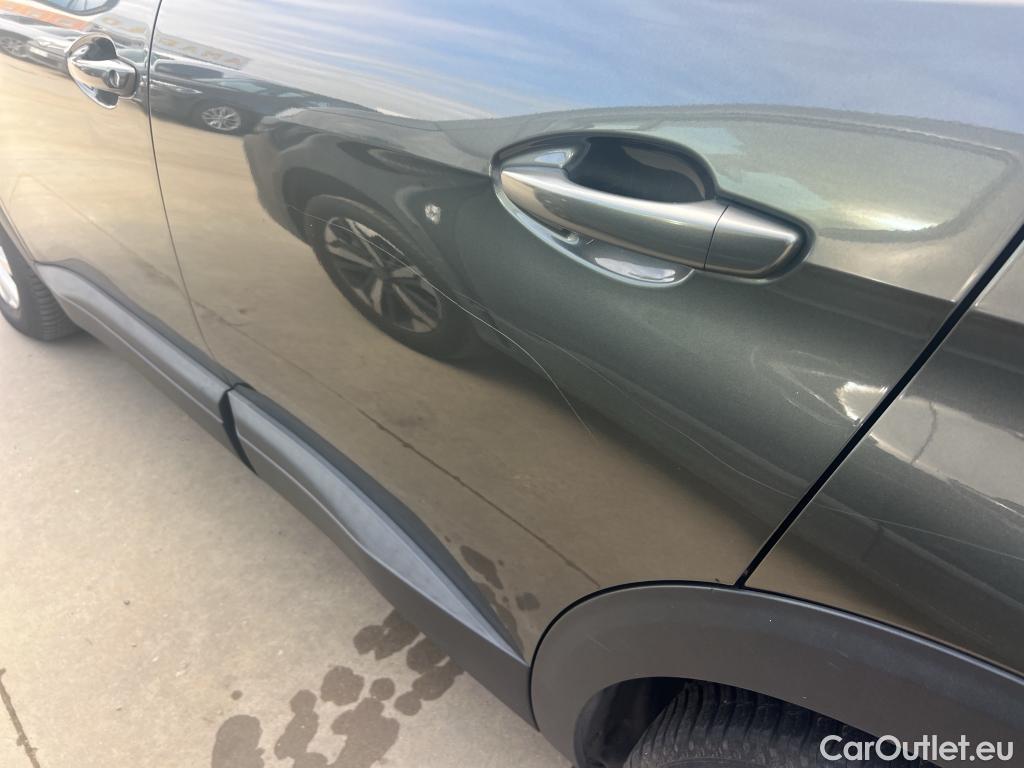  Peugeot  3008 PEUGEOT  / 2016 / 5P / todoterreno 1.5L BlueHDi 96kW (130CV) S&S Active (AC2) #16