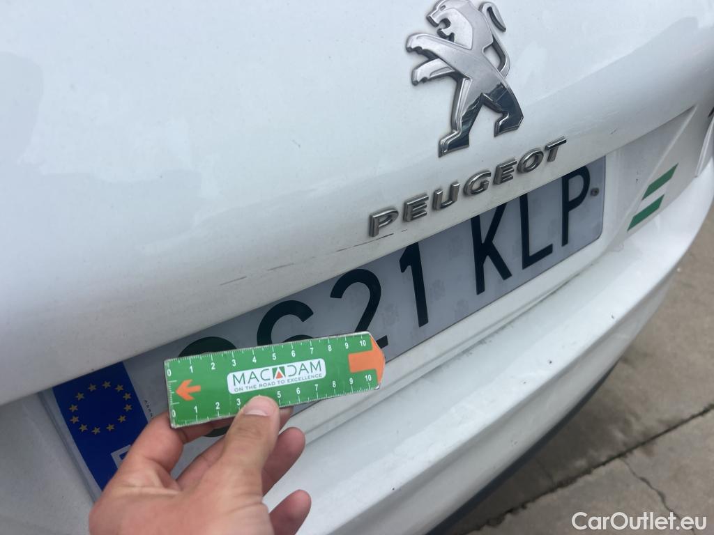  Peugeot  308 PEUGEOT  5p 2G berlina con portón 5p Active 1.6 BlueHDi 73KW (100CV) #8