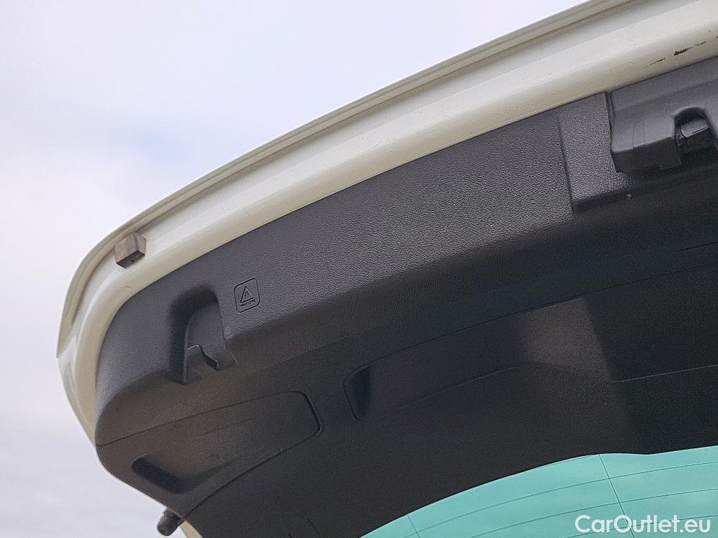  Seat  Leon SEAT León / 2016 / 5P / berlina con portón 2.0 TDI 110kW DSG-7 S&S Xcellence Ed Pl #12