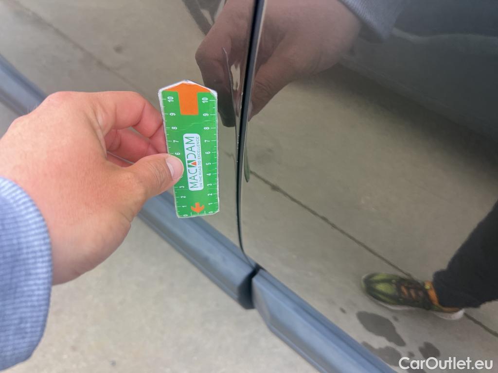  Peugeot  3008 PEUGEOT  / 2016 / 5P / todoterreno 1.5L BlueHDi 96kW (130CV) S&S Active (AC2) #8