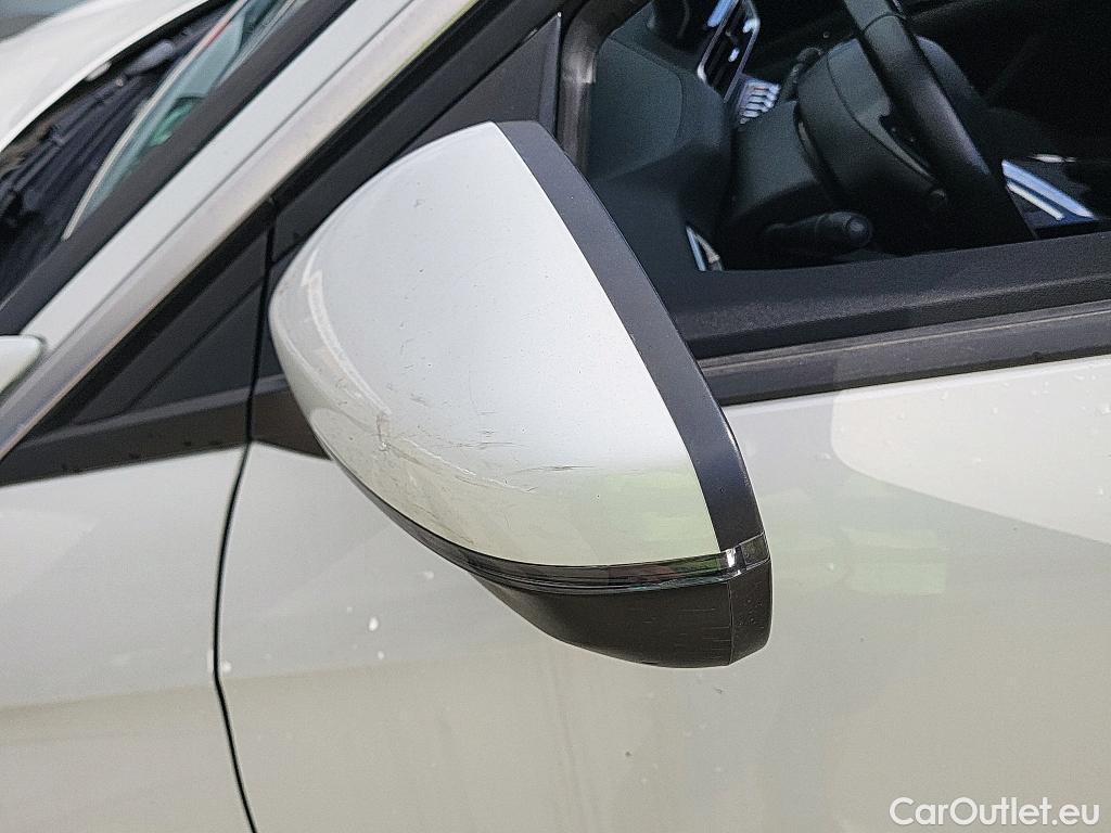  Peugeot  3008 PEUGEOT  / 2020 / 5P / todoterreno 1.5 BlueHDi 96kW (130CV) S&S Active Pack #13