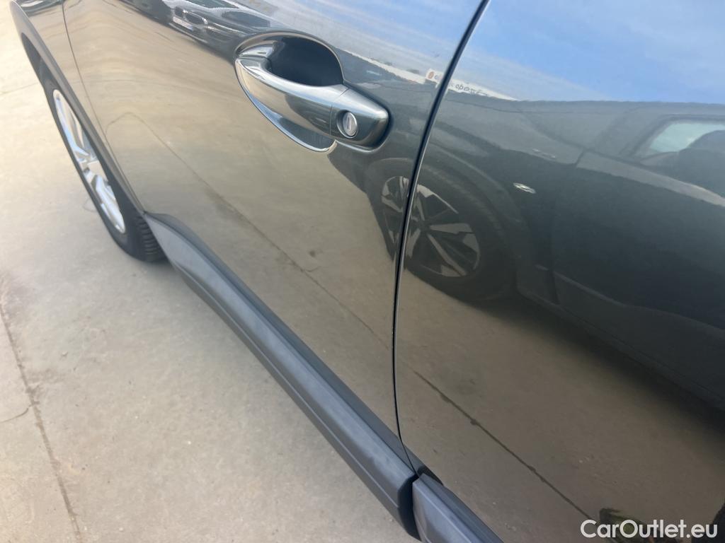  Peugeot  3008 PEUGEOT  / 2016 / 5P / todoterreno 1.5L BlueHDi 96kW (130CV) S&S Active (AC2) #7