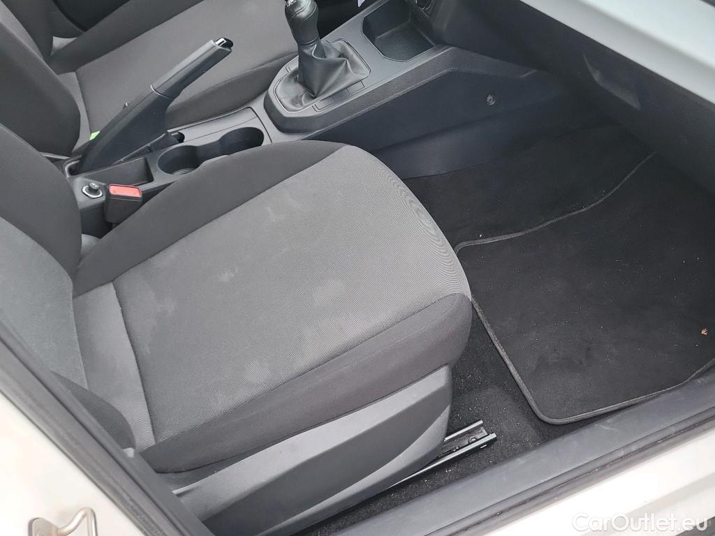  Seat  Arona SEAT  / 2021 / 5P / todoterreno 1.0 TSI 70kW (95CV) Reference XM Edition #17