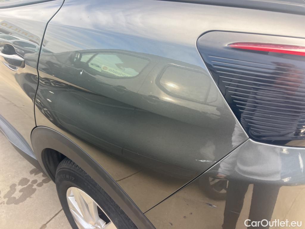 Peugeot  3008 PEUGEOT  / 2016 / 5P / todoterreno 1.5L BlueHDi 96kW (130CV) S&S Active (AC2) #13