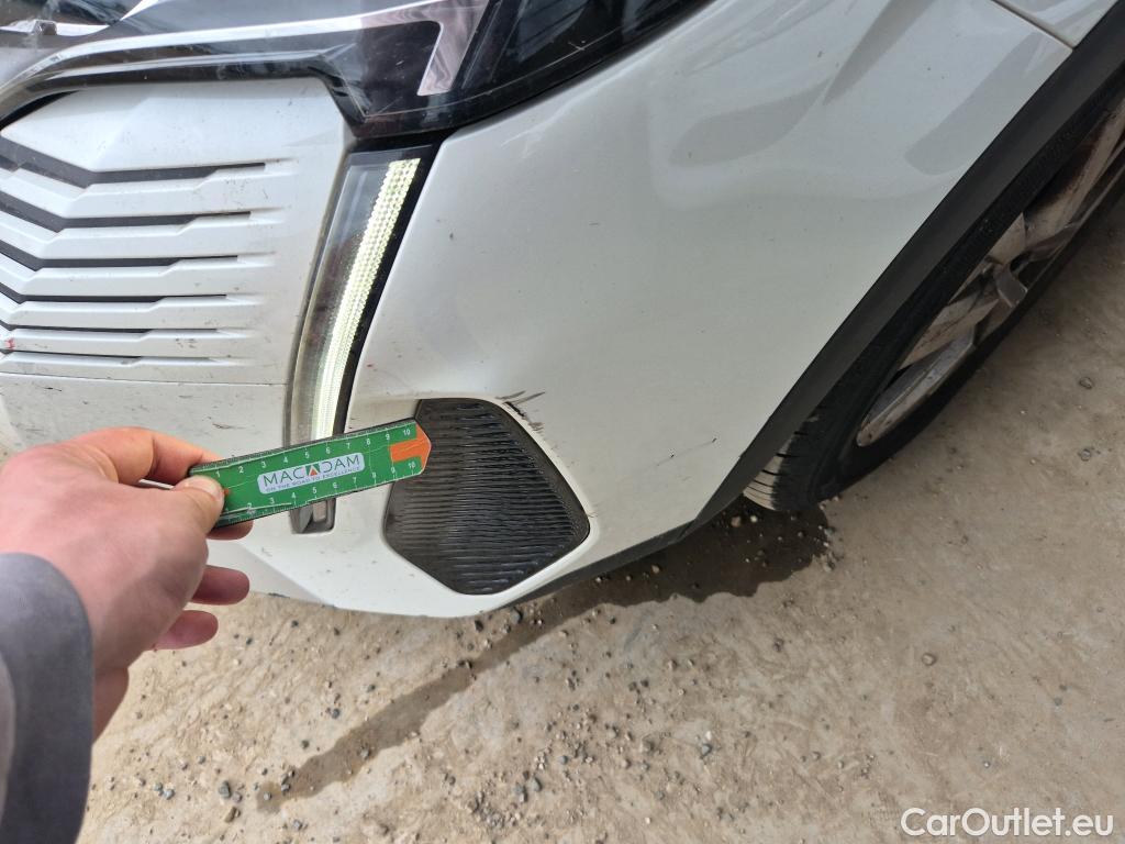  Peugeot  5008 PEUGEOT  / 2020 / 5P / todoterreno 1.2 PureTech 96KW S&S Active Pack EAT8 #18