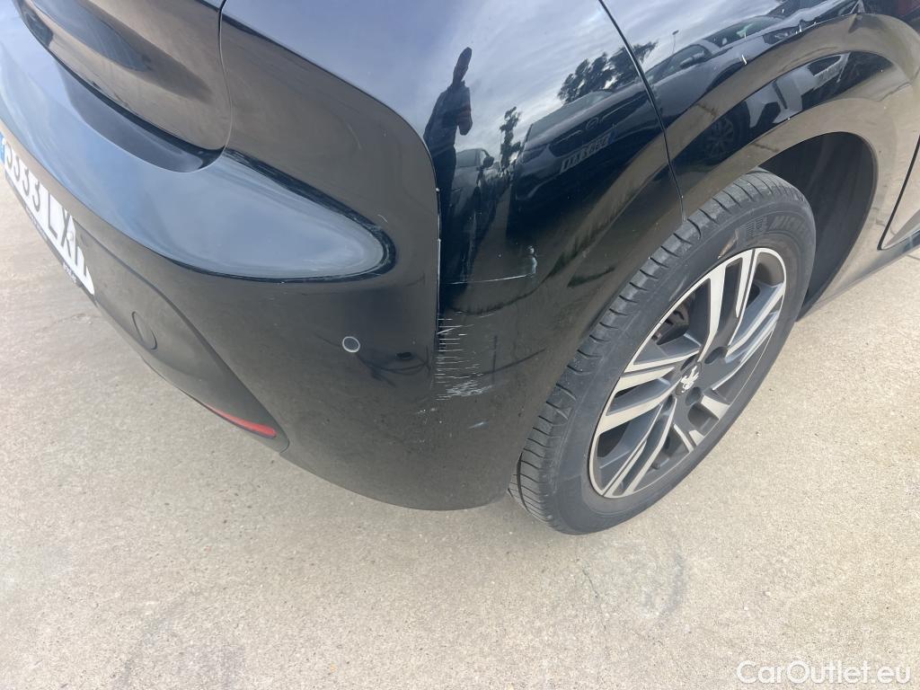  Peugeot  208 PEUGEOT  / 2019 / 5P / berlina con portón BlueHDi 73kW (100CV) Allure Pack #28