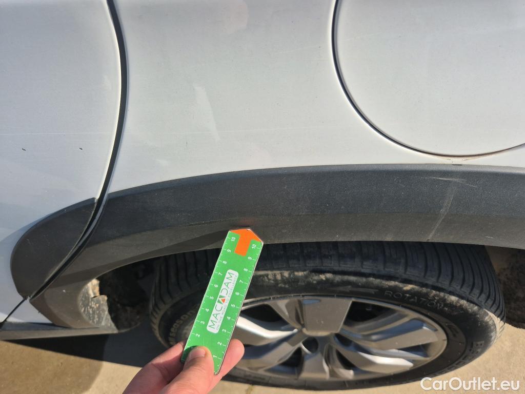  Peugeot  2008 PEUGEOT  / 2016 / 5P / todoterreno Signature BlueHDi 100 S&S 5 Vel. MAN #42