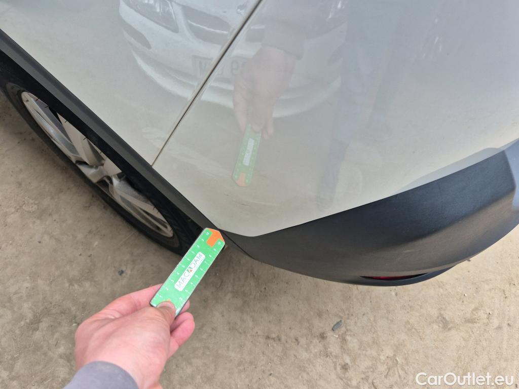  Peugeot  5008 PEUGEOT  / 2020 / 5P / todoterreno 1.2 PureTech 96KW S&S Active Pack EAT8 #36