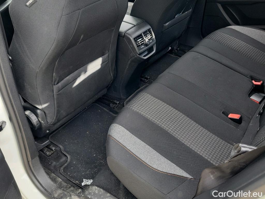  Peugeot  3008 PEUGEOT  / 2020 / 5P / todoterreno 1.5 BlueHDi 96kW (130CV) S&S Active Pack #17