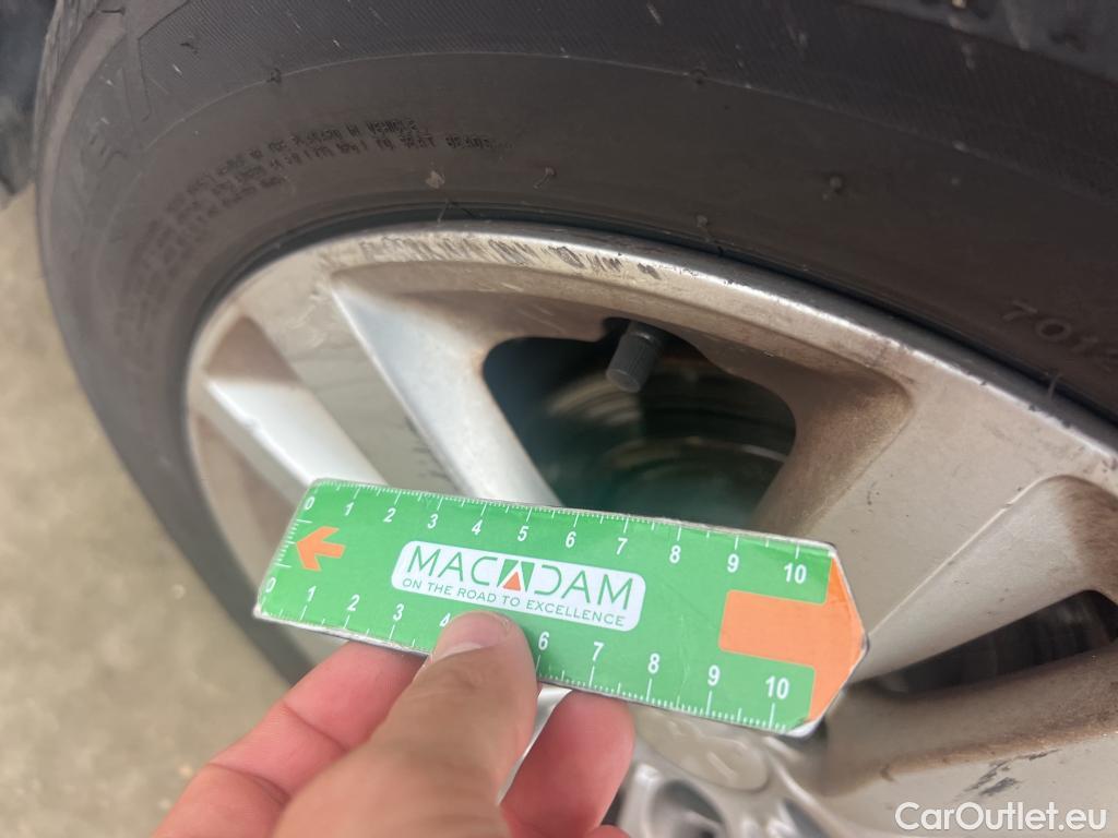  Peugeot  308 PEUGEOT  5p 2G berlina con portón 5p Active 1.6 BlueHDi 73KW (100CV) #23