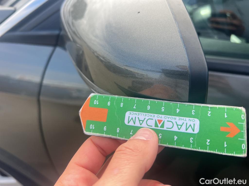  Peugeot  3008 PEUGEOT  / 2016 / 5P / todoterreno 1.5L BlueHDi 96kW (130CV) S&S Active (AC2) #33