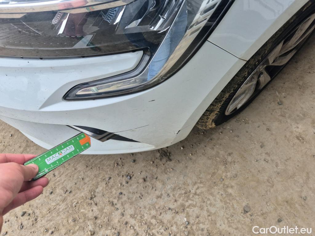  Renault  Clio RENAULT  / 2019 / 5P / berlina con portón Business TCe 67 kW (90CV) #21