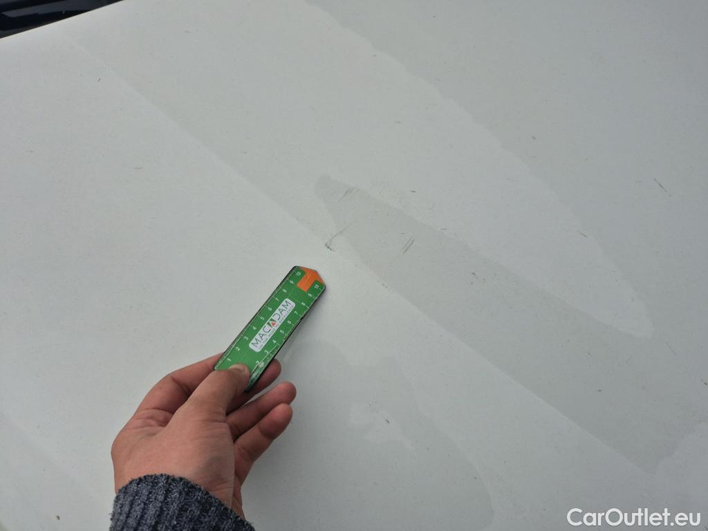  Renault  Clio RENAULT  / 2019 / 5P / berlina con portón Business TCe 67 kW (90CV) #26