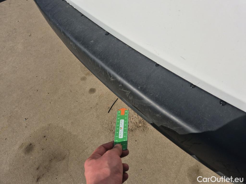  Peugeot  2008 PEUGEOT  / 2016 / 5P / todoterreno Signature BlueHDi 100 S&S 5 Vel. MAN #26