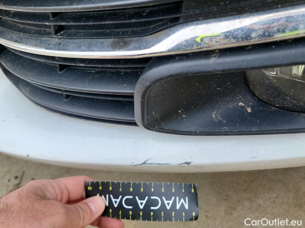  Peugeot  308 PEUGEOT  / 2017 / 5P / berlina con portón 5p Style BlueHDi 130 S&S #22