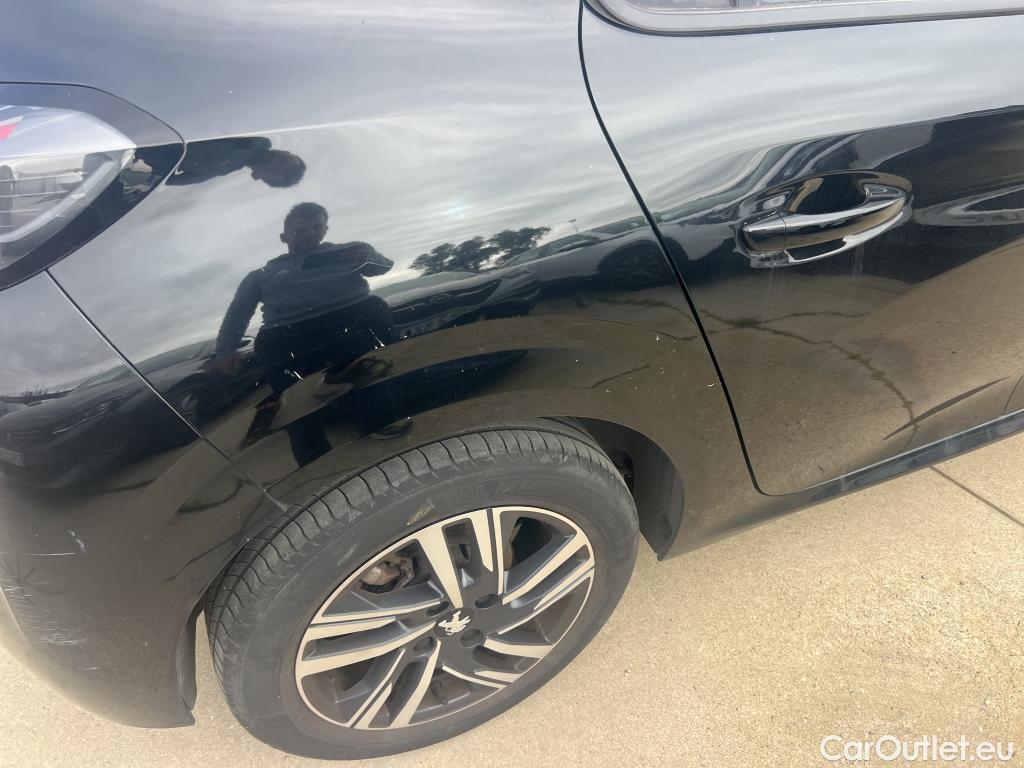  Peugeot  208 PEUGEOT  / 2019 / 5P / berlina con portón BlueHDi 73kW (100CV) Allure Pack #21