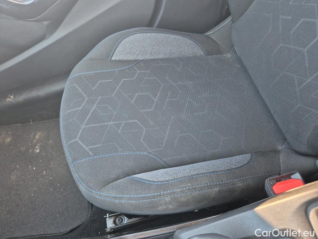  Peugeot  2008 PEUGEOT  / 2016 / 5P / todoterreno Signature BlueHDi 100 S&S 5 Vel. MAN #21