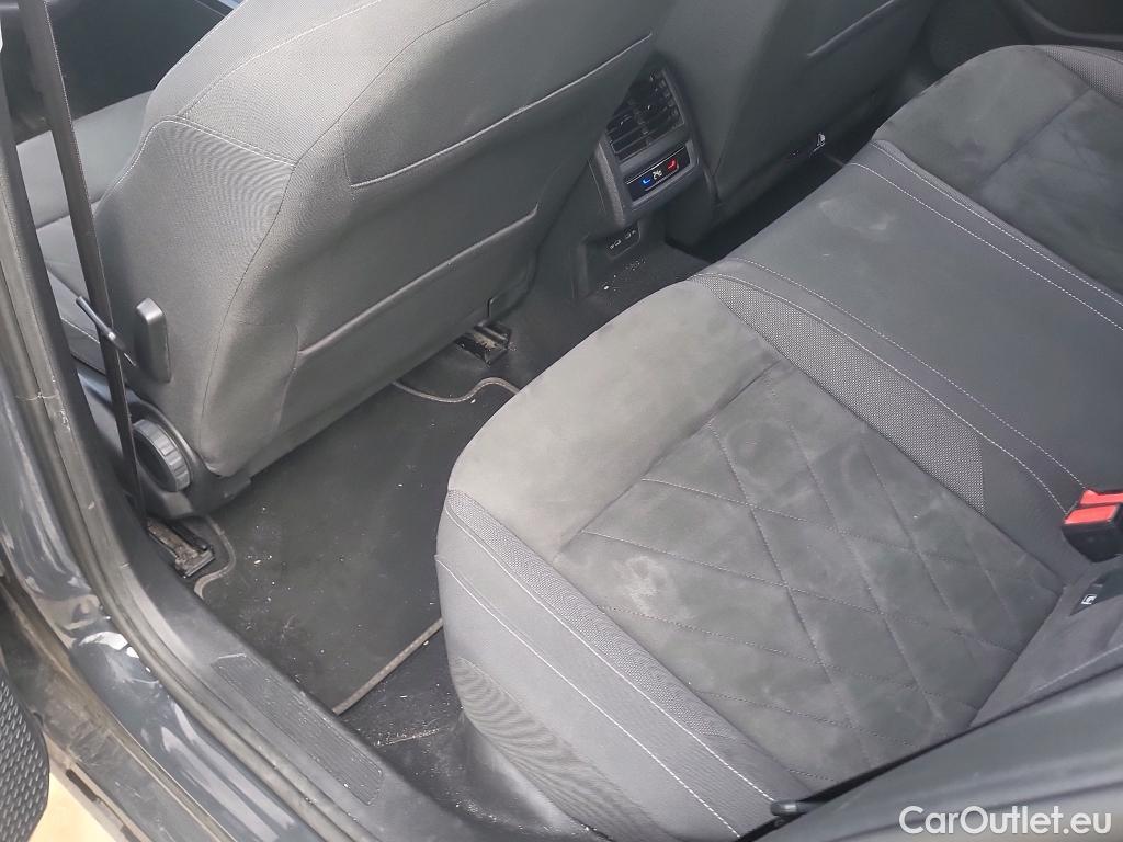  Volkswagen  Golf  VOLKSWAGEN / 2020 / 5P / berlina con portón Life 1.0 TSI 81kW (110CV) #18