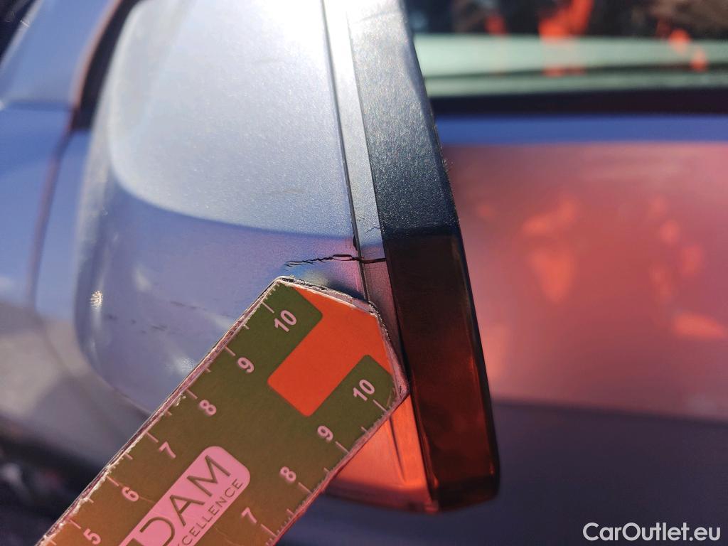  Audi  Q2 AUDI  / 2016 / 5P / todoterreno Design 35 TDI 110kW (150CV) #10