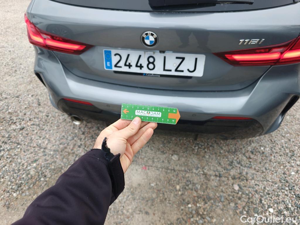  Bmw  Serie 1 BMW  / 2019 / 5P / berlina con portón 118i #39