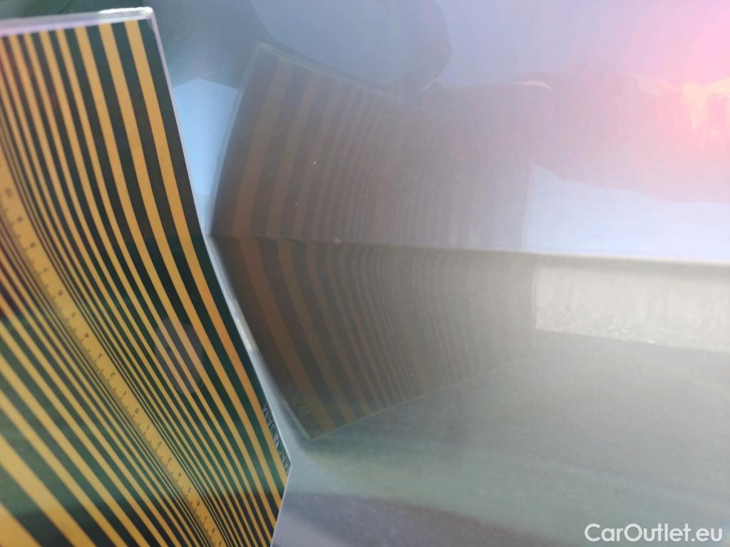  Audi  Q2 AUDI  / 2016 / 5P / todoterreno Design 35 TDI 110kW (150CV) #47