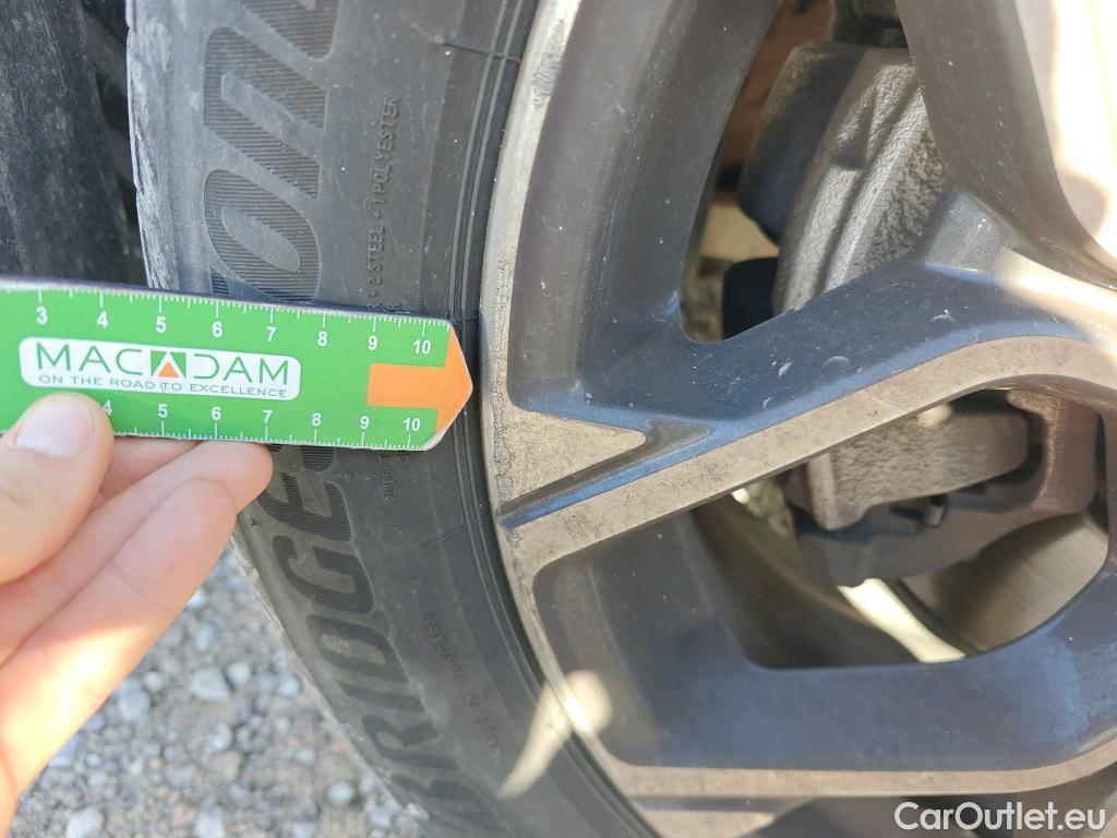  Bmw  X1 BMW  / 2019 / 5P / todoterreno sDrive18d #43