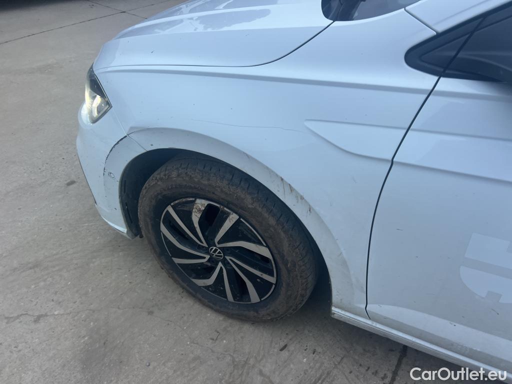  Volkswagen  Polo VOLKSWAGEN  / 2021 / 5P / berlina con portón Life 1.0 TSI 70kW (95CV) #1