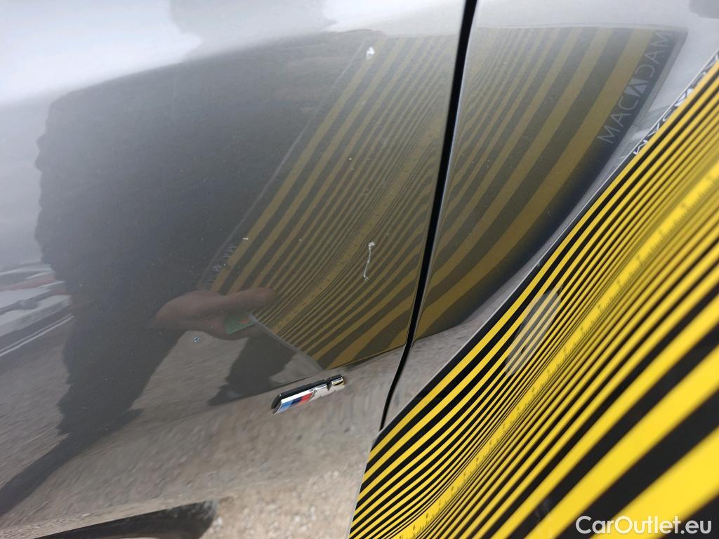  Bmw  Serie 1 BMW  / 2019 / 5P / berlina con portón 118i #19