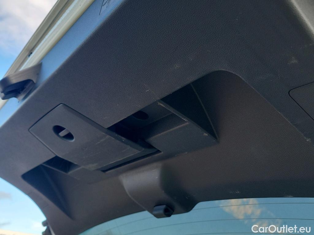  Volkswagen  Polo VOLKSWAGEN  / 2021 / 5P / berlina con portón Life 1.0 TSI 70kW (95CV) #9