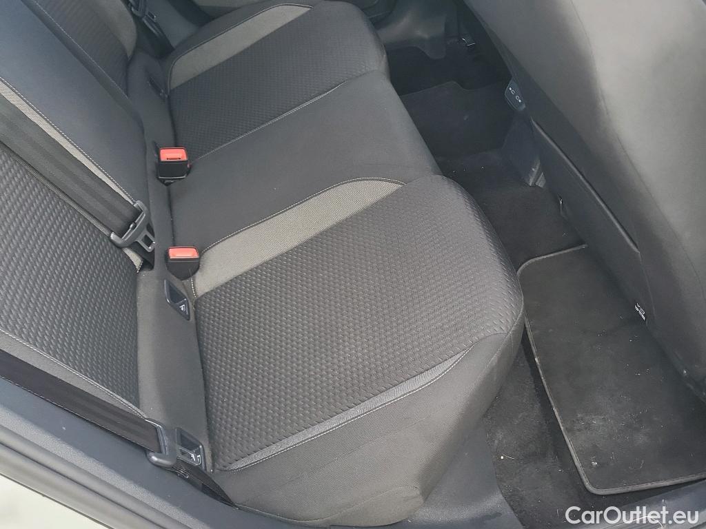  Volkswagen  Polo VOLKSWAGEN  / 2021 / 5P / berlina con portón Life 1.0 TSI 70kW (95CV) #18