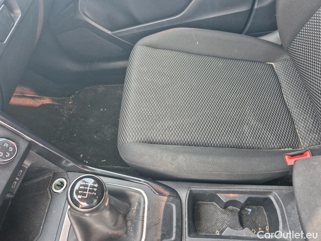  Volkswagen  T-ROC VOLKSWAGEN  / 2017 / 5P / todoterreno Edition 1.0 TSI 81kW (110CV) #17