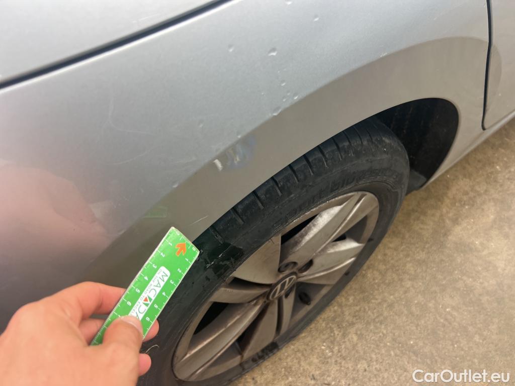  Volkswagen  Golf  VOLKSWAGEN / 2020 / 5P / familiar Life 2.0 TDI 85kW (115CV) Variant #5