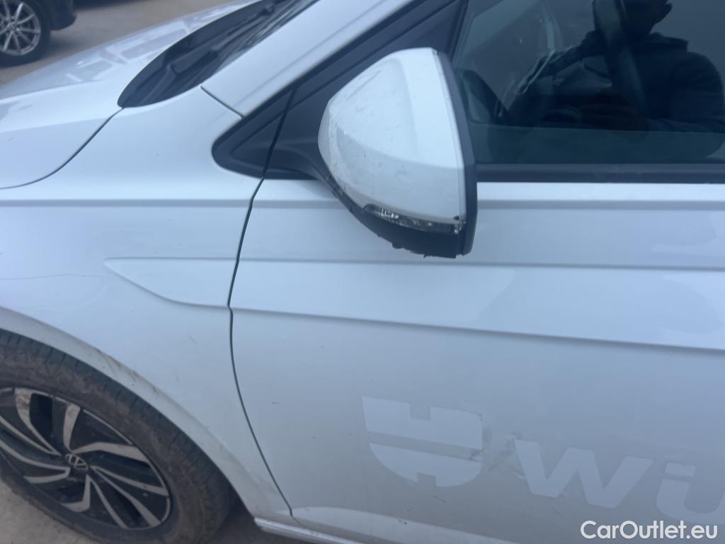  Volkswagen  Polo VOLKSWAGEN  / 2021 / 5P / berlina con portón Life 1.0 TSI 70kW (95CV) #25