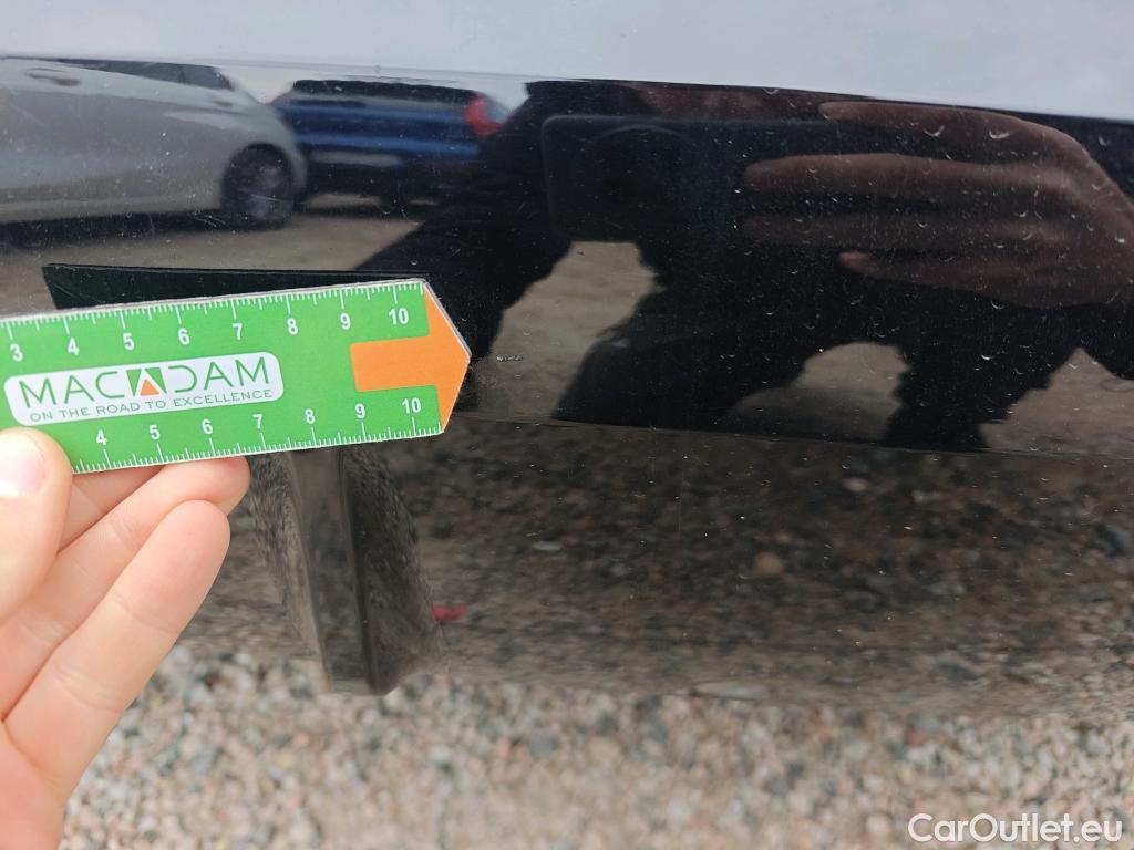  Bmw  Serie 1 BMW  / 2019 / 5P / berlina con portón 118i #43