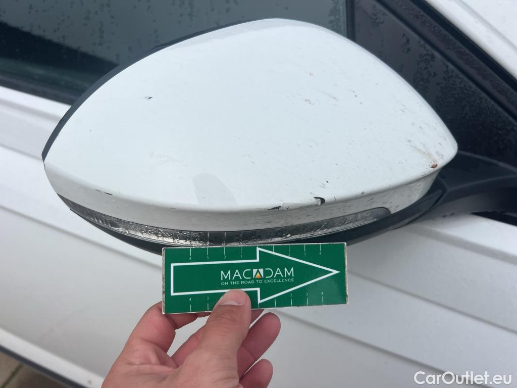  Volkswagen  Taigo VOLKSWAGEN  / 2021 / 5P / todoterreno Life 1.0 TSI 81kW (110CV) #17