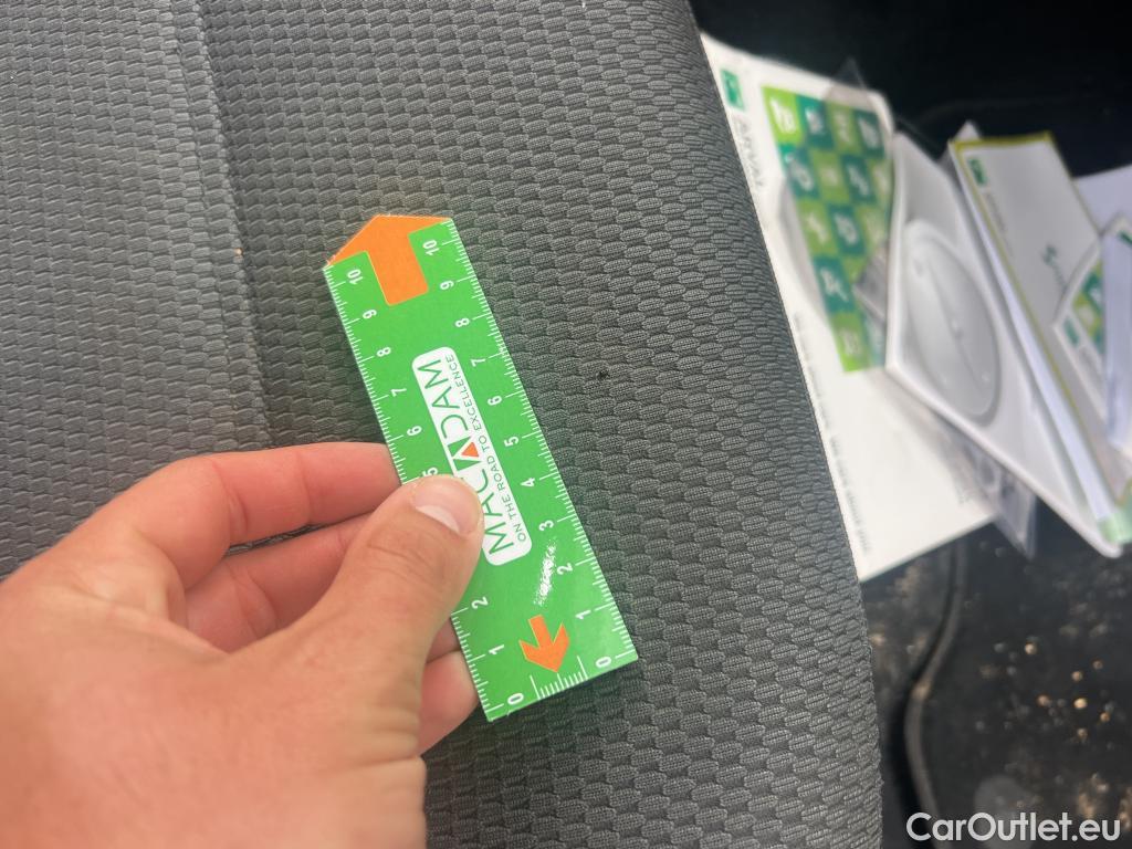  Volkswagen  Golf  VOLKSWAGEN / 2016 / 5P / berlina con portón e-ePower 110 kW (136CV) #15