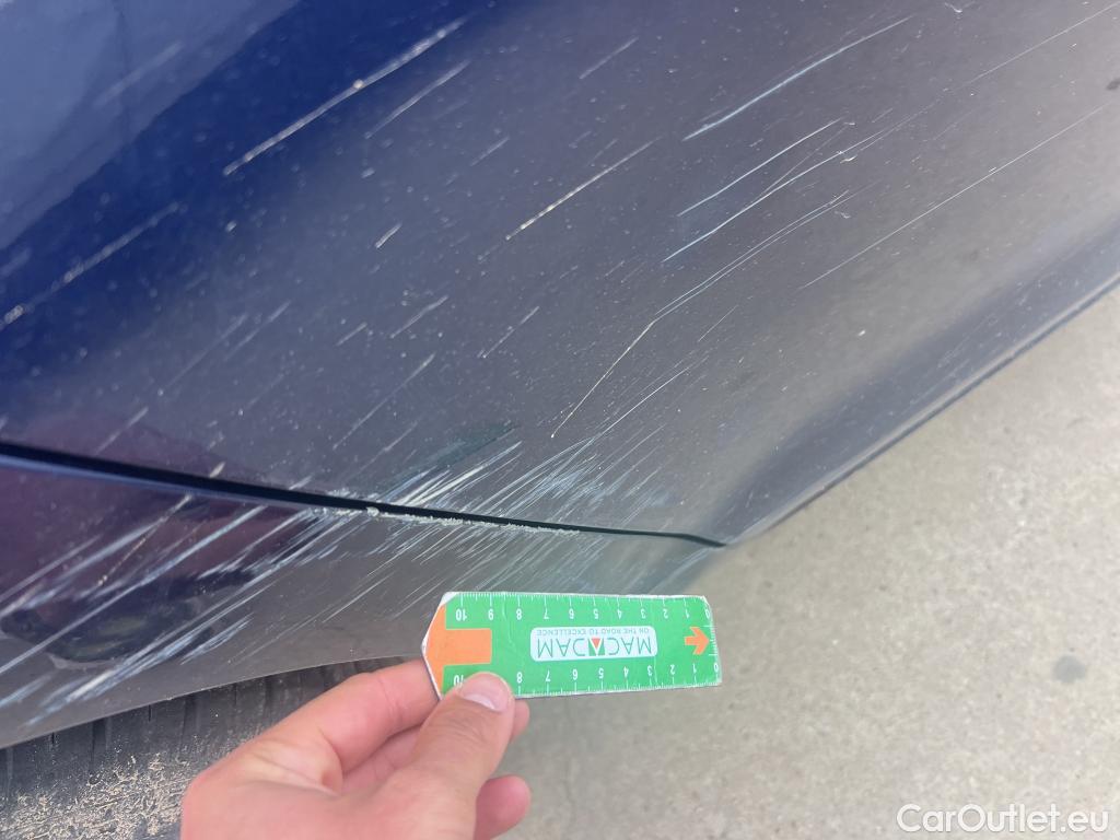  Volkswagen  Golf  VOLKSWAGEN / 2016 / 5P / berlina con portón Ready2Go 1.0 TSI 85kW (115CV) #6