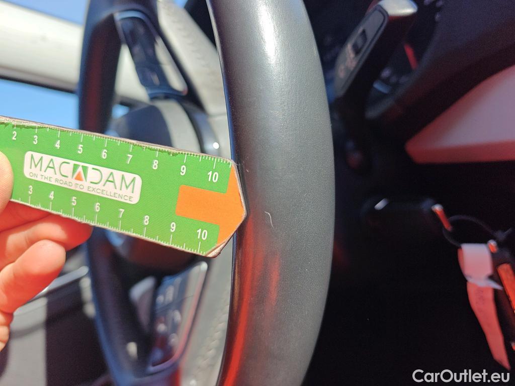  Audi  Q2 AUDI  / 2016 / 5P / todoterreno Design 35 TDI 110kW (150CV) #25