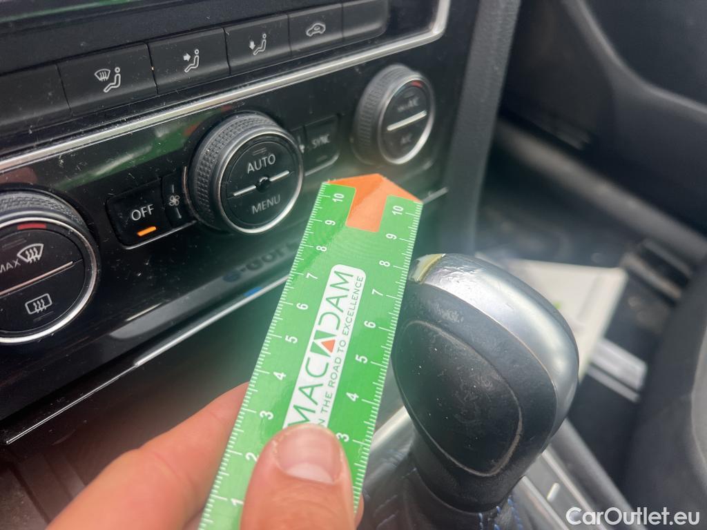  Volkswagen  Golf  VOLKSWAGEN / 2016 / 5P / berlina con portón e-ePower 110 kW (136CV) #23