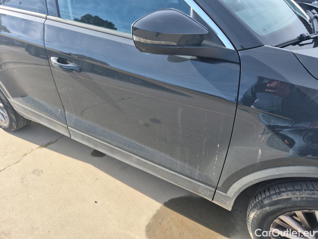  Volkswagen  T-ROC VOLKSWAGEN  / 2017 / 5P / todoterreno Edition 1.0 TSI 81kW (110CV) #8