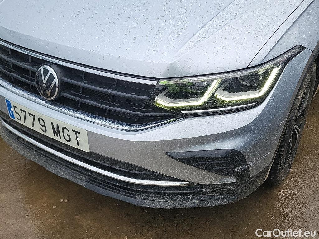  Volkswagen  Tiguan VOLKSWAGEN  / 2020 / 5P / todoterreno Life 2.0 TDI 110kW (150CV) #5